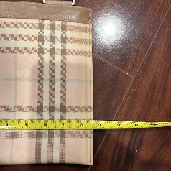 Authentic Burberry Pink Nova Check Coated Canvas Crossbody Bag Purse - Vintage - Picture 11 of 12